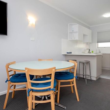 Glenelg Oasis Studios Аделейд Стая снимка