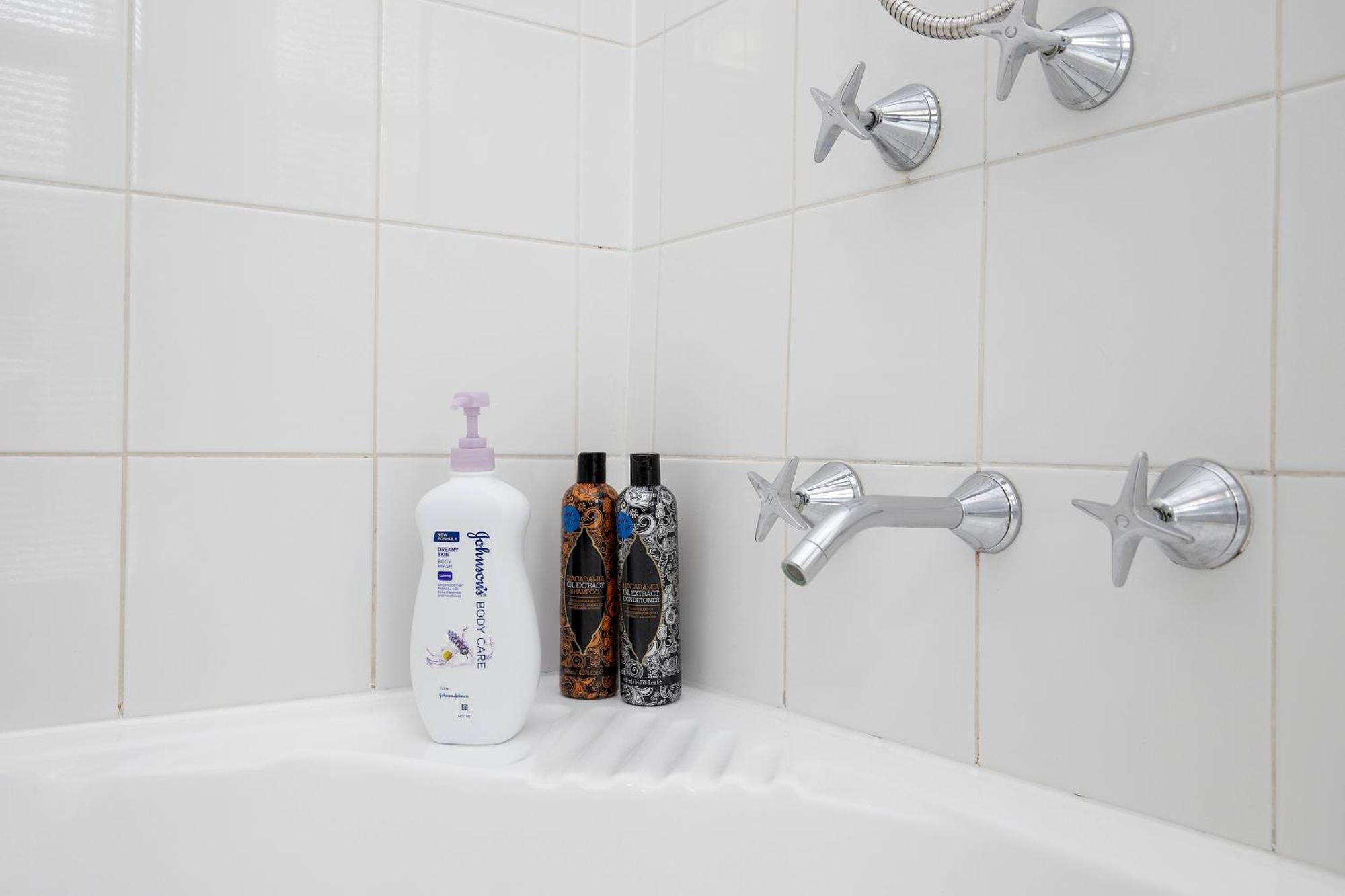 Glenelg Oasis Studios Аделейд Екстериор снимка